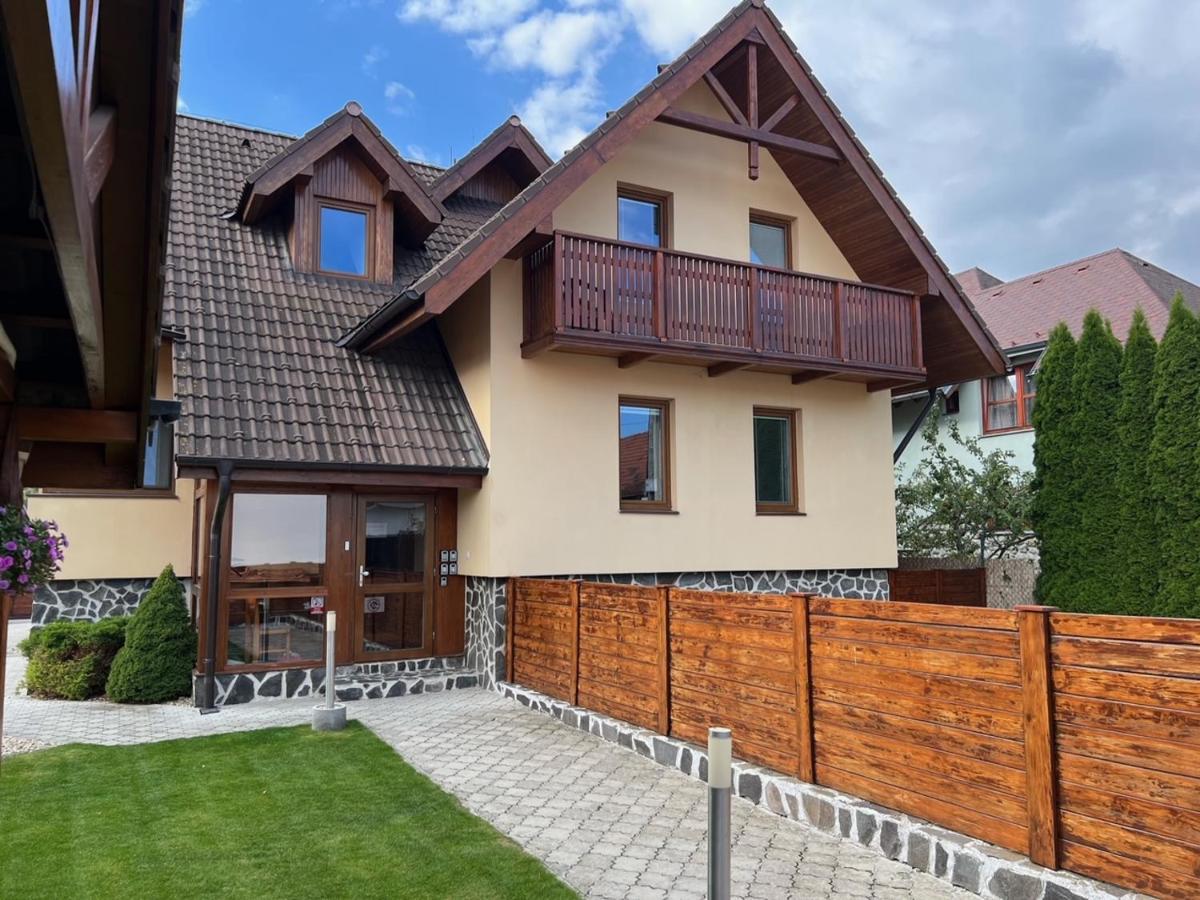 Vila Tatra Stara Lesna Luaran gambar